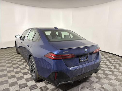 2026 BMW 530 i xDrive