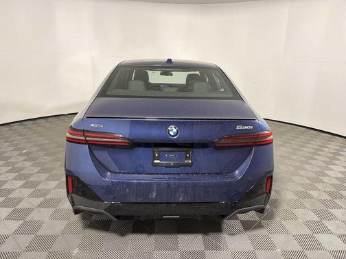 2026 BMW 530 i xDrive