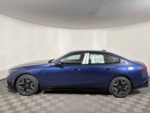 2026 BMW 530 i xDrive