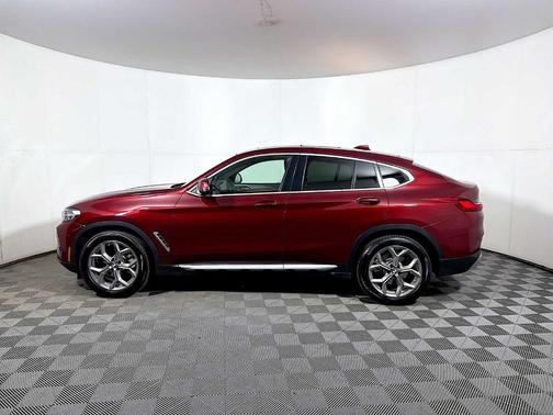 2024 BMW X4 xDrive30i