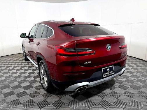 2024 BMW X4 xDrive30i