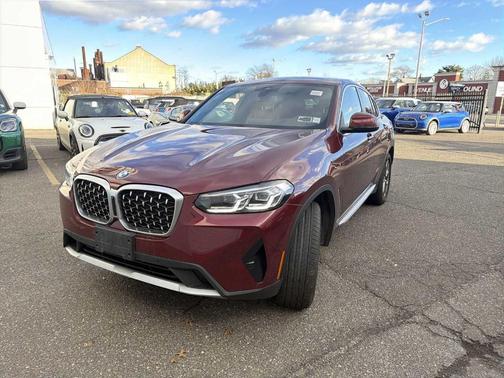 2024 BMW X4 xDrive30i