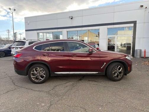 2024 BMW X4 xDrive30i