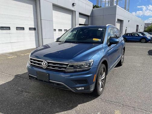 2018 Volkswagen Tiguan 2.0T SEL Premium