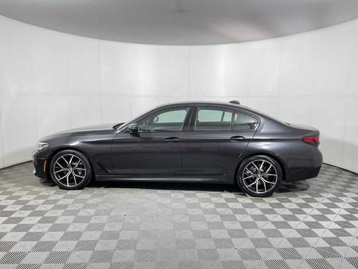 2022 BMW 530 i xDrive