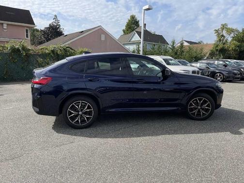 2023 BMW X4 M40i