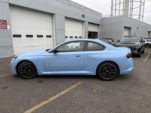 2025 BMW M240 i xDrive