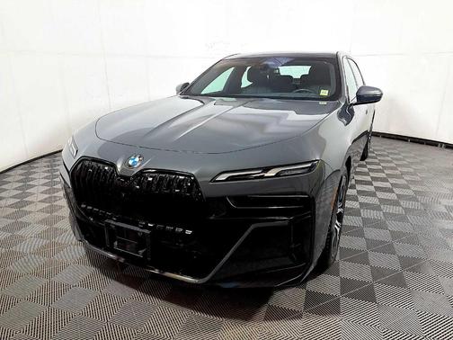 Gray Metallic 2023 BMW 740 i