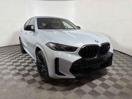 2024 BMW X6 M60i