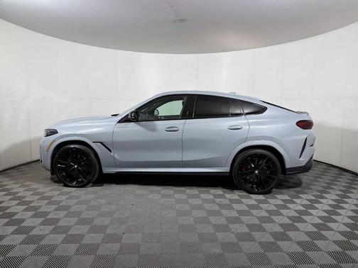 2024 BMW X6 M60i