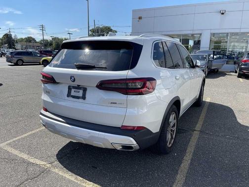2023 BMW X5 xDrive40i