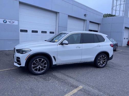 2023 BMW X5 xDrive40i
