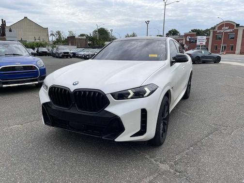 2024 BMW X6 xDrive40i