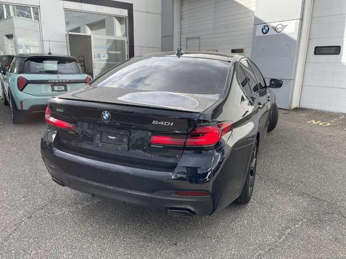 2023 BMW 540 i xDrive