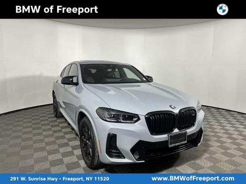 Gray Metallic 2024 BMW X4 M40i