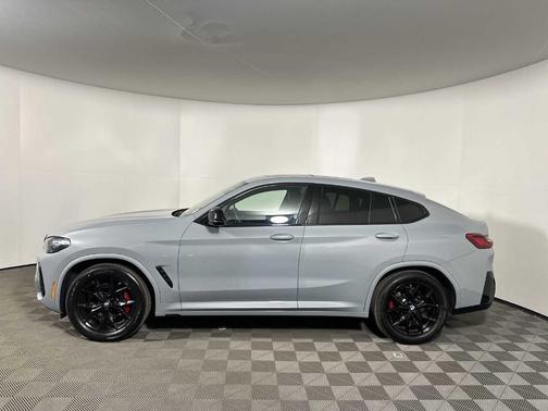 Gray Metallic 2024 BMW X4 M40i
