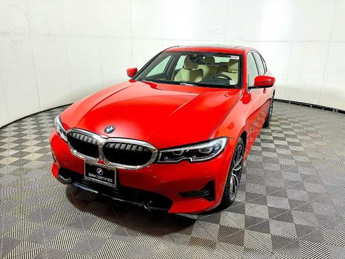 2022 BMW 330 i xDrive