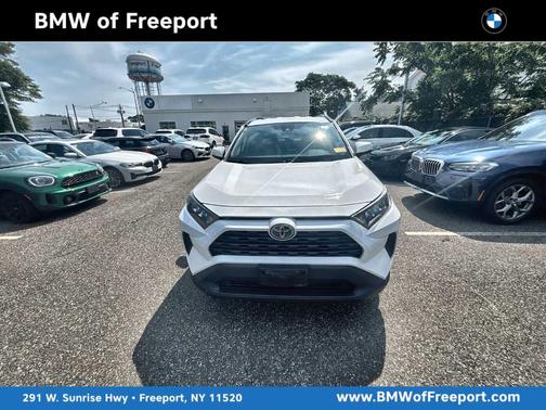 2019 Toyota RAV4 LE