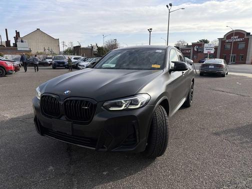 2022 BMW X4 M40i