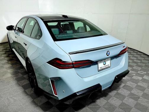 2025 BMW M5 Base