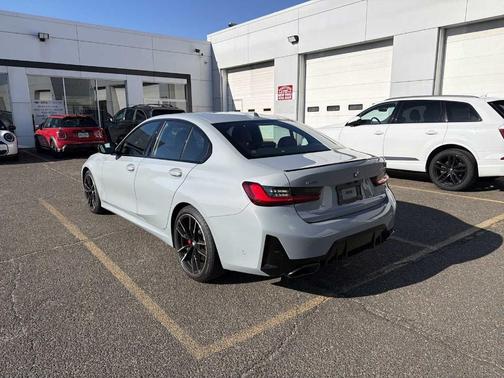 2025 BMW M340 i xDrive