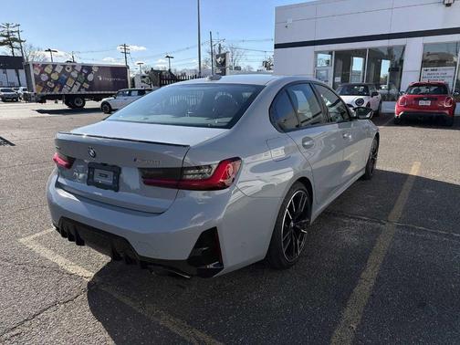 2025 BMW M340 i xDrive