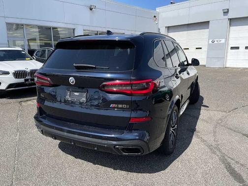 2023 BMW X5 M50i