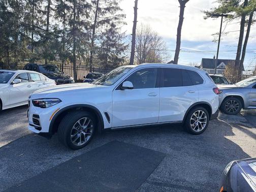 2023 BMW X5 xDrive40i
