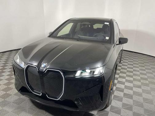 2026 BMW iX xDrive60