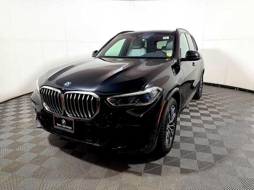 Black Sapphire Metallic 2023 BMW X5 xDrive40i