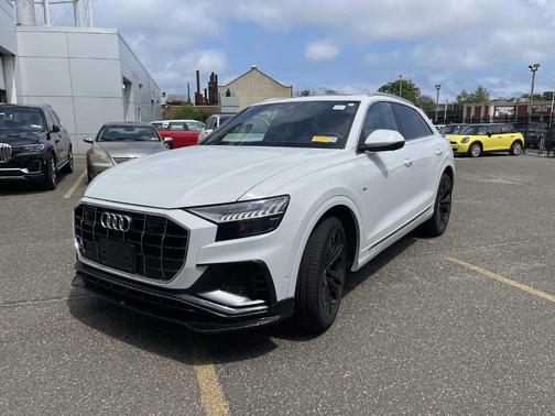 2020 Audi Q8 55 Prestige
