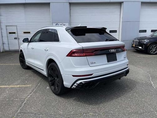 2020 Audi Q8 55 Prestige