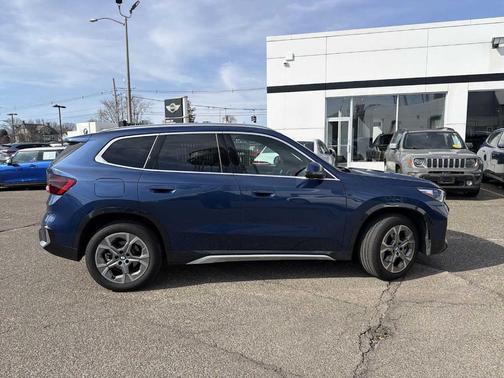 2025 BMW X1 xDrive28i