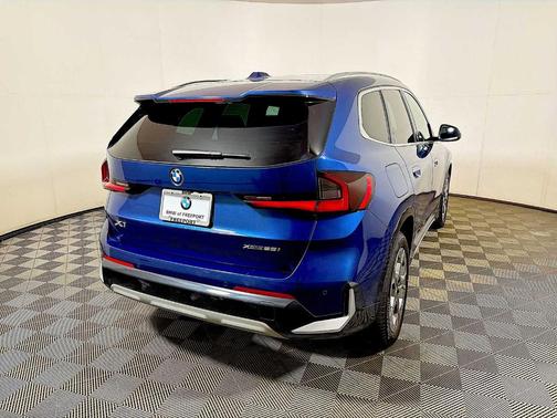 Phytonic Blue Metallic 2025 BMW X1 xDrive28i