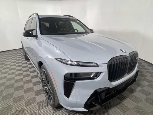 2026 BMW X7 M60i