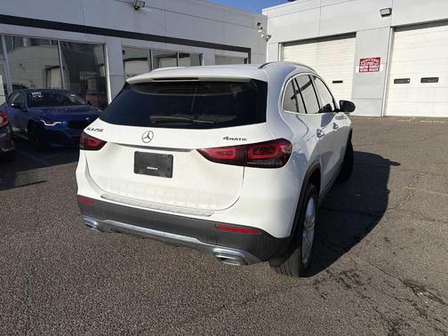 2023 Mercedes-Benz GLA 250 Base 4MATIC