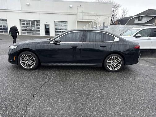 Black Sapphire Metallic 2024 BMW 540 i xDrive