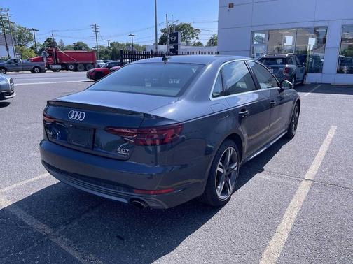2018 Audi A4 2.0T Premium Plus