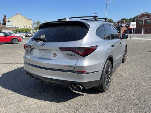 2022 Acura MDX Type S w/Advance Package