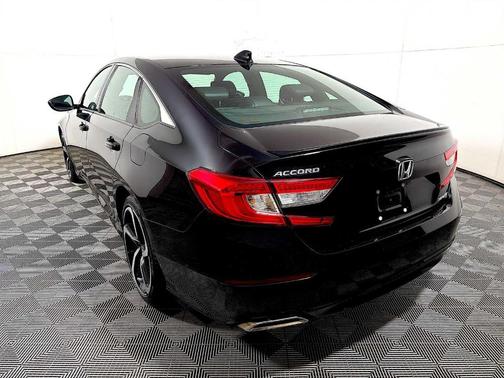 Crystal Black Pearl 2022 Honda Accord Sport 1.5T