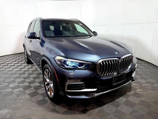 Arctic Gray Metallic 2021 BMW X5 xDrive40i
