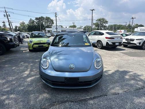 2016 Volkswagen Beetle 1.8T Denim
