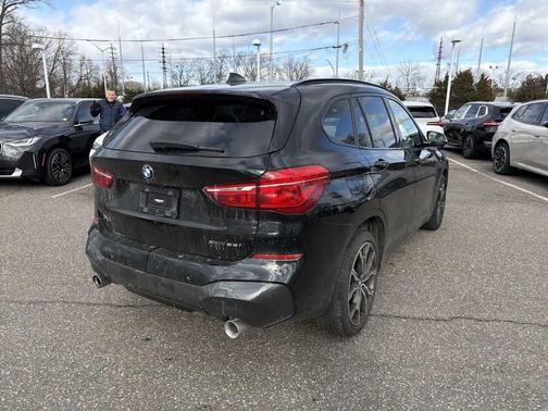 2022 BMW X1 xDrive28i