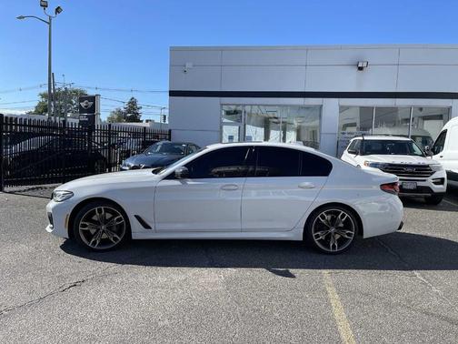 2021 BMW 540 i xDrive