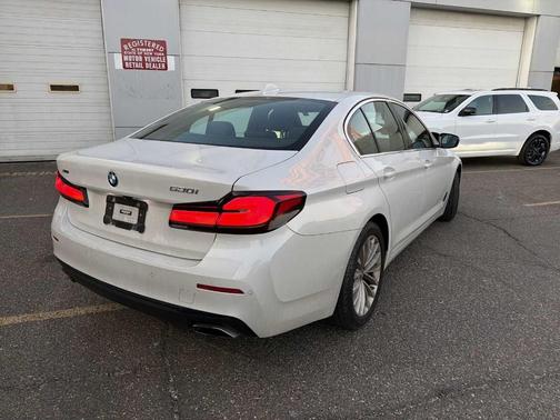 2023 BMW 530 i xDrive