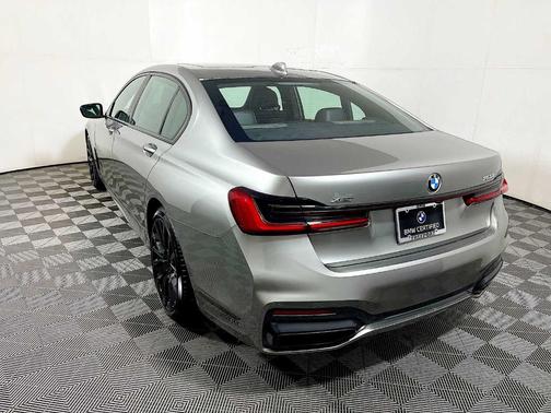 2022 BMW 750 i xDrive
