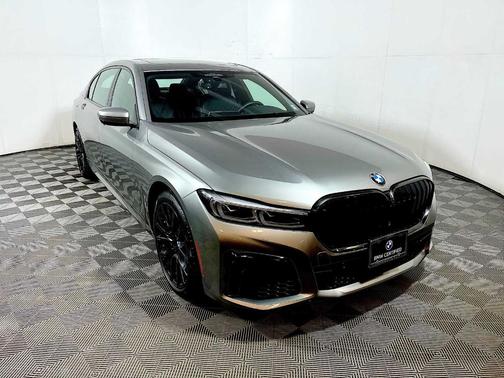 2022 BMW 750 i xDrive