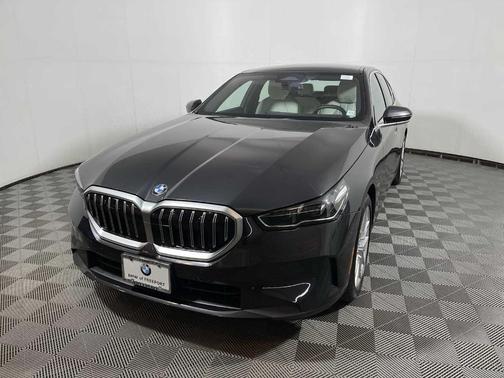 2025 BMW 530 i xDrive