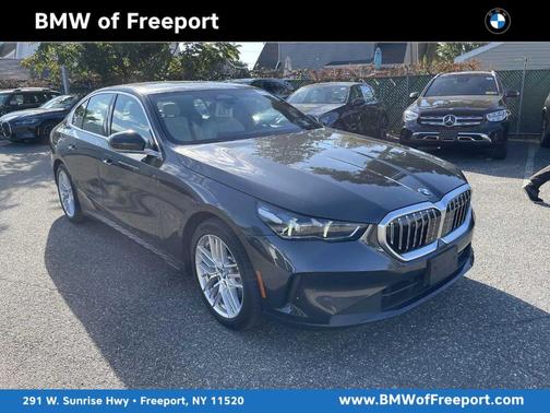 2025 BMW 530 i xDrive
