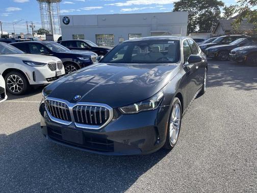 2025 BMW 530 i xDrive